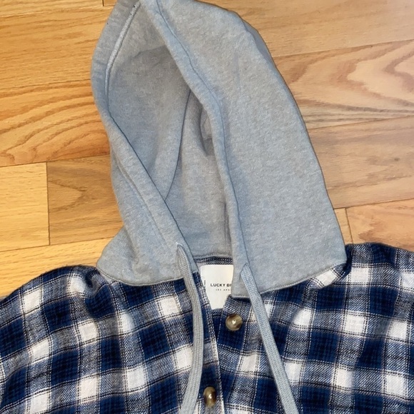Lucky Brand Cropped Plaid Hoodie in size L, like new - Picture 8 of 10